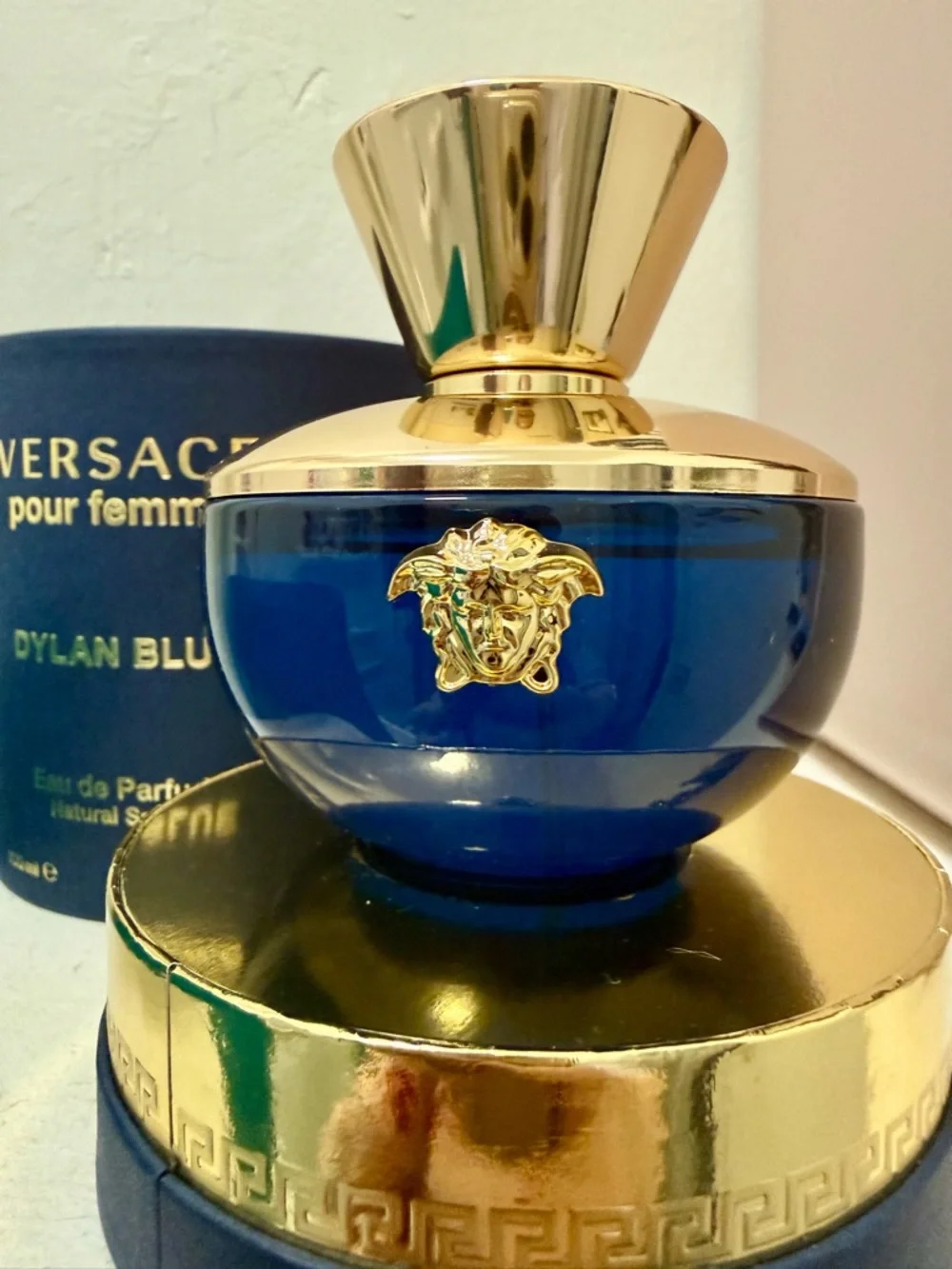 💙 Versace Dylan Blue Pour Femme Eau de Parfum – 3.4 oz (NEW in Box) 💙 - Picture 1 of 4